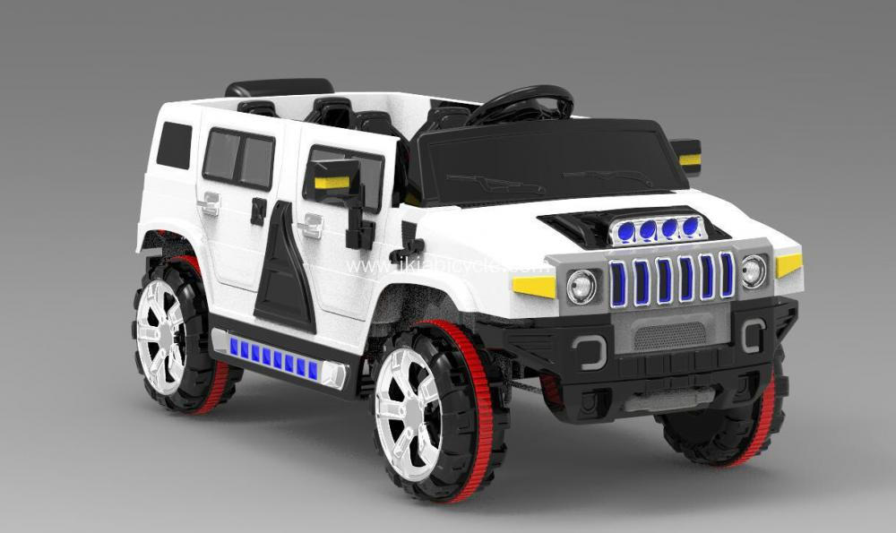 Kids Super Four Color Ride op auto