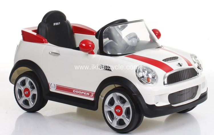 Elektryske auto mei iere oplieding